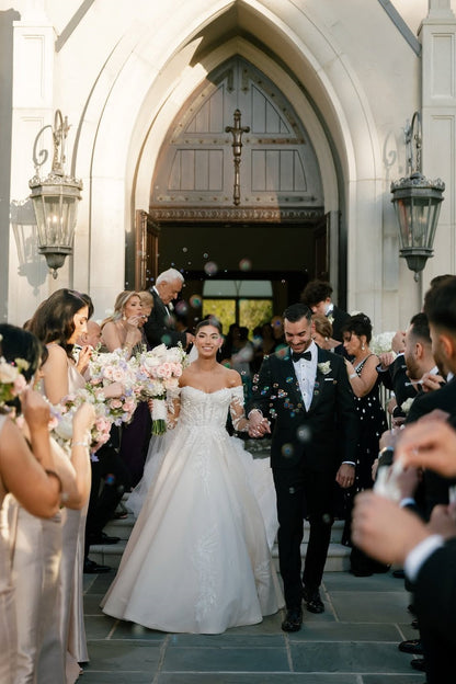 Long Sleeve Wedding Dress Off the Shoulder Beaded Lace Appliques Bridal Gown
