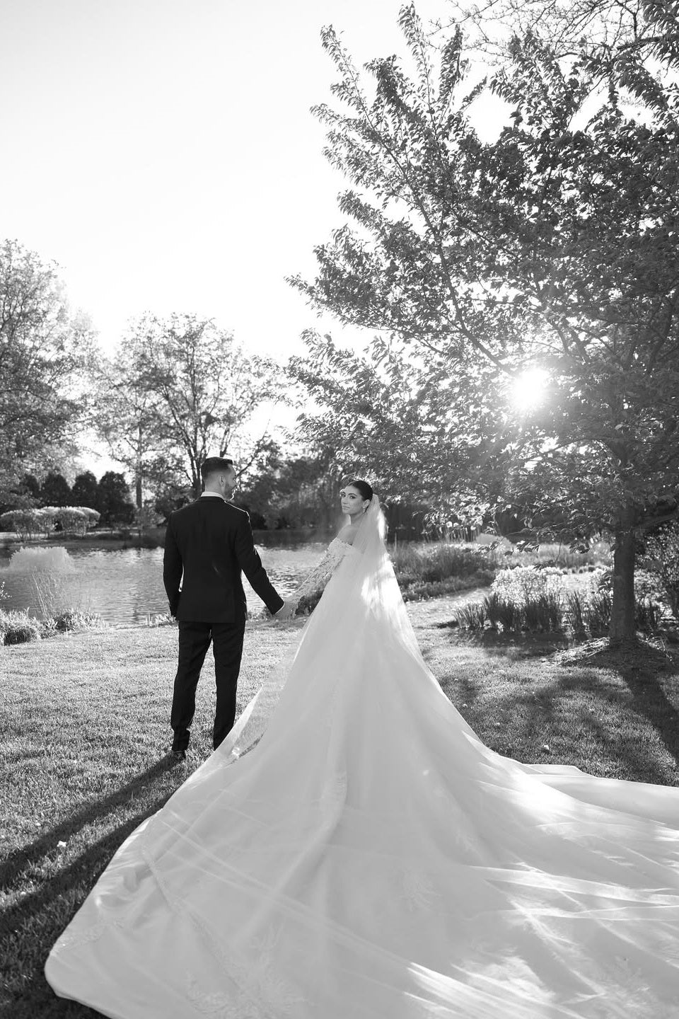 Long Sleeve Wedding Dress Off the Shoulder Beaded Lace Appliques Bridal Gown