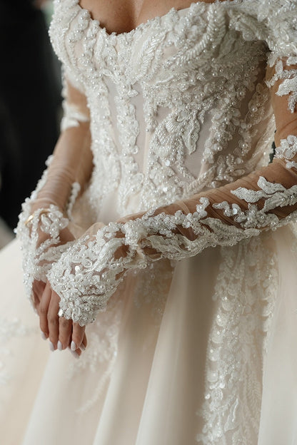 Long Sleeve Wedding Dress Off the Shoulder Beaded Lace Appliques Bridal Gown
