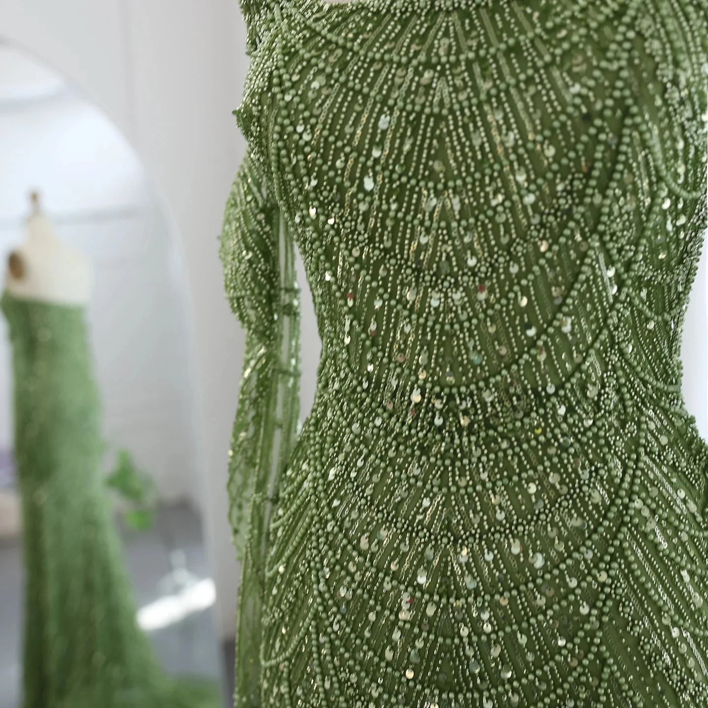 Luxury Dubai Mermaid Green Evening Dresses with Gloves SS606