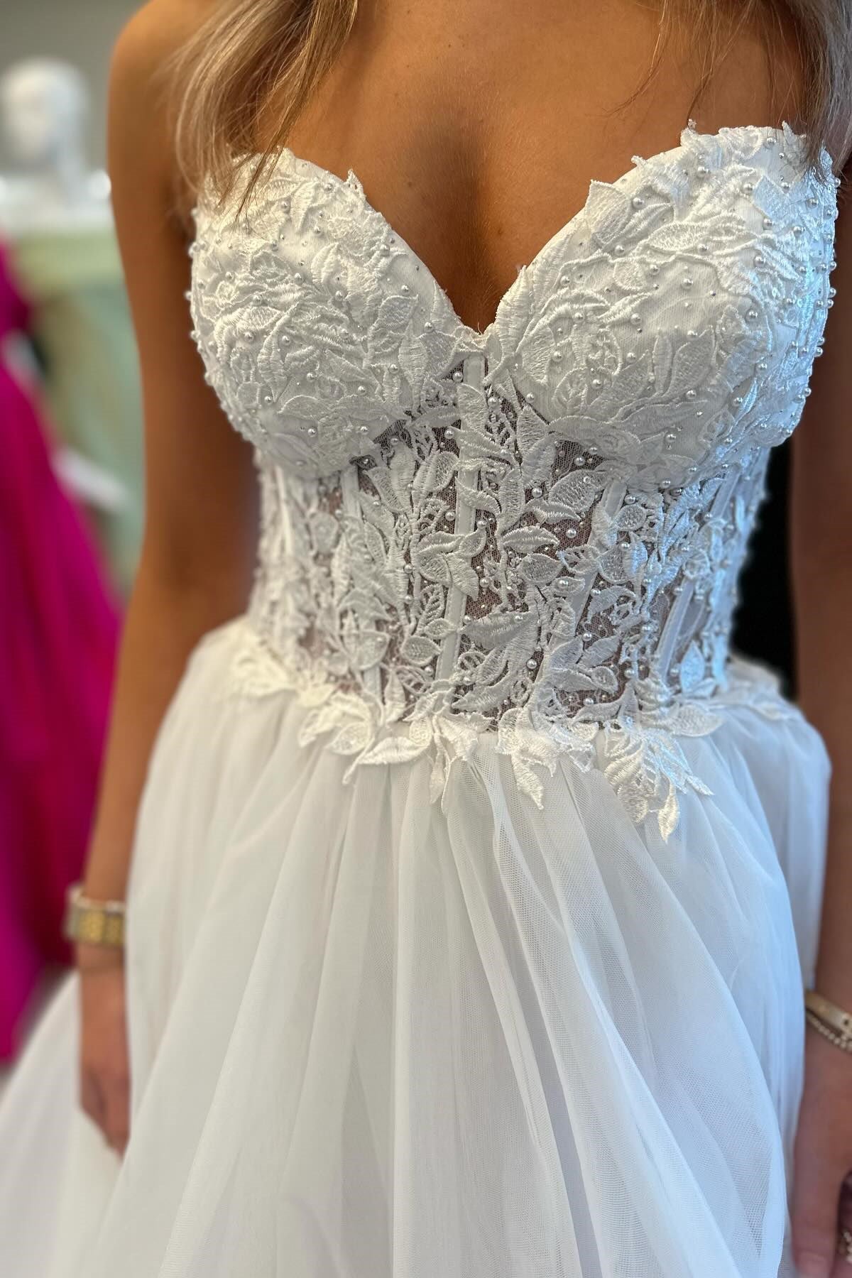 Red Tulle Appliques Sweetheart Ruffle Long Prom Dress