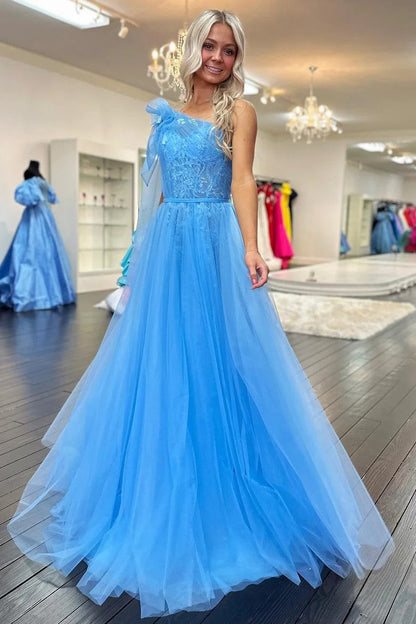 Elegant Sky Blue One-Shoulder Lace and Tulle Ball Gown with Bow