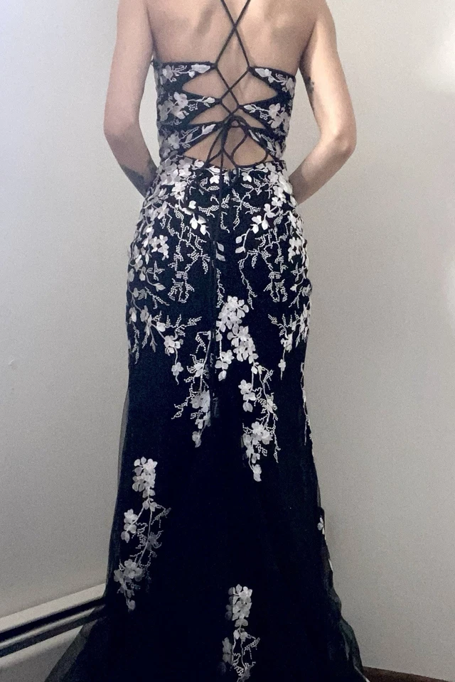 Black Spaghetti Straps Lace Appliques Mermaid Long Prom Dress