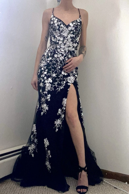 Black Spaghetti Straps Lace Appliques Mermaid Long Prom Dress