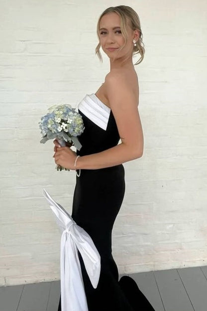 Classy Black&White Strapless Scoop Neck with Bow Prom Dress with Slit