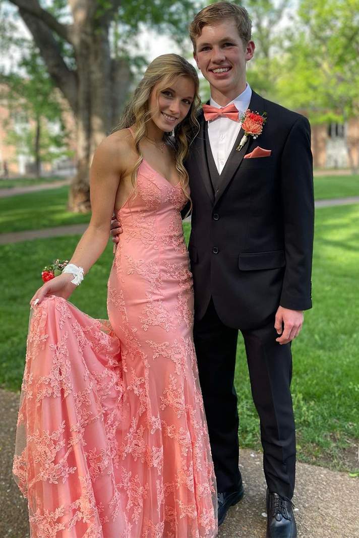 Exquisite V-Neck Sleeveless Lace Appliques Mermaid Long Prom Dress