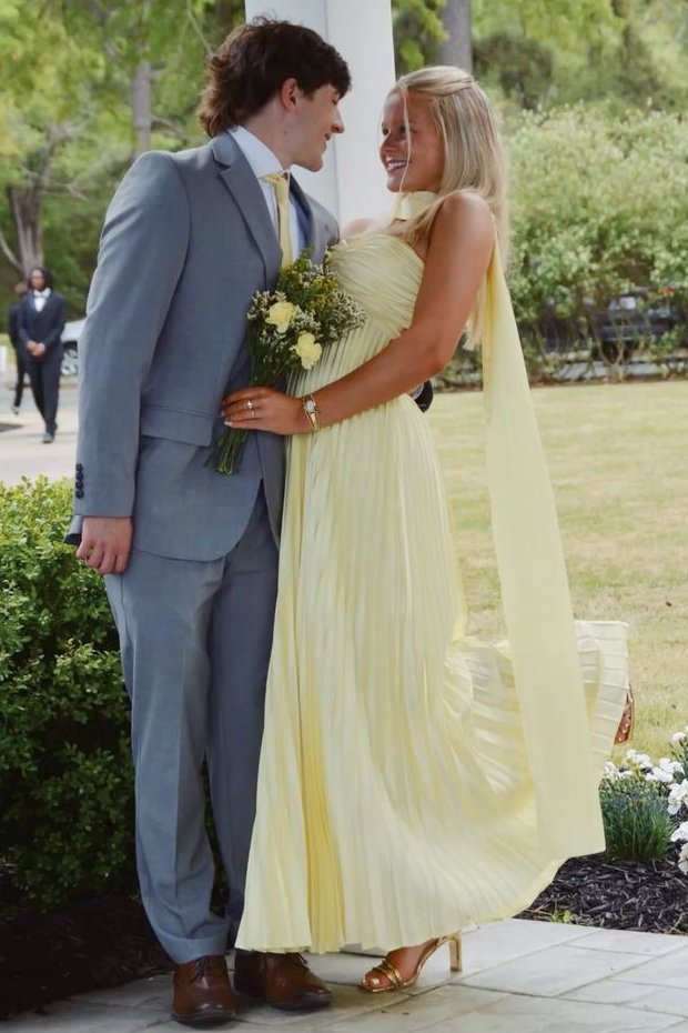 Elegant A-Line Strapless Pleated Sweetheart Empire-Waist Formal Prom Dress