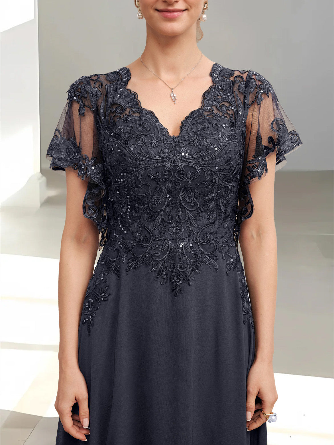 A-Line/Princess V-Neck Short Sleeves Floor-Length Mother of the Bride Dress