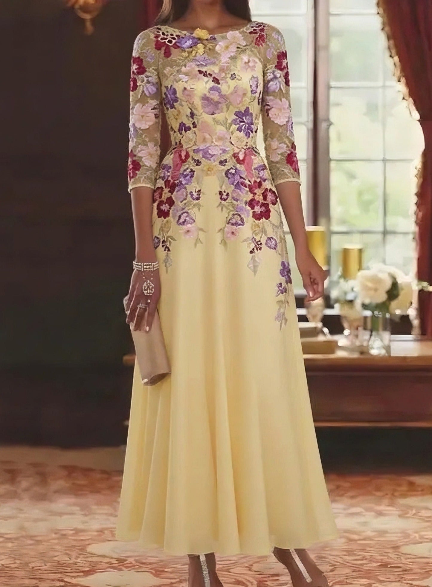 A-Line/Princess Scoop Chiffon Mother of the Bride Dress