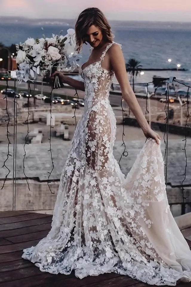 Mermaid Beach Wedding Dress Ivory Lace Appliqued Sweetheart Bridal Gown