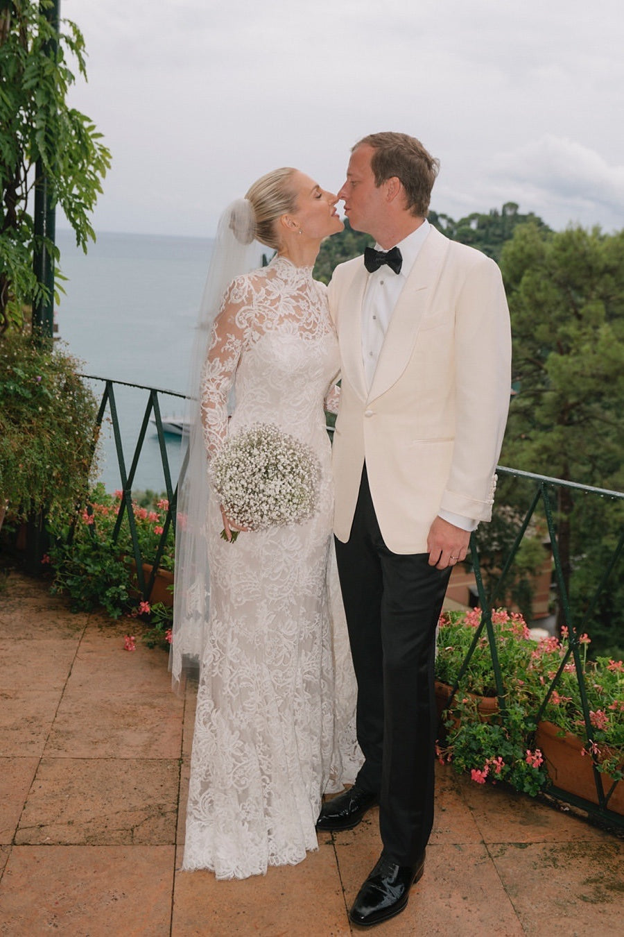 Mermaid Beach Wedding Dress Long Sleeve High Neck Lace Bridal Gown