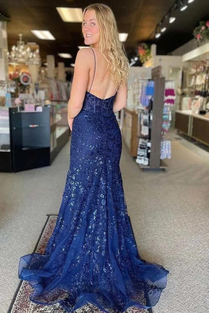 Navy Blue Mermaid Spaghetti Straps V-neck Lace Appliques Prom Dress