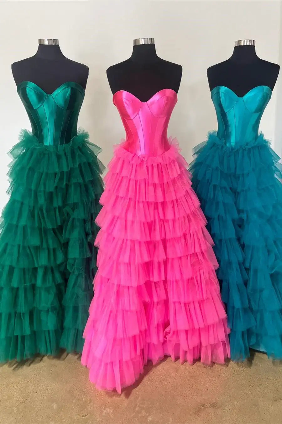 New Design Strapless Ruffles Prom Dress Tulle Long Formal Gown