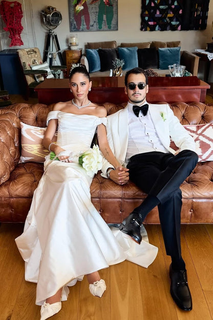 Off The Shoulder Beach Wedding Dress Satin Mermaid Bridal Gown