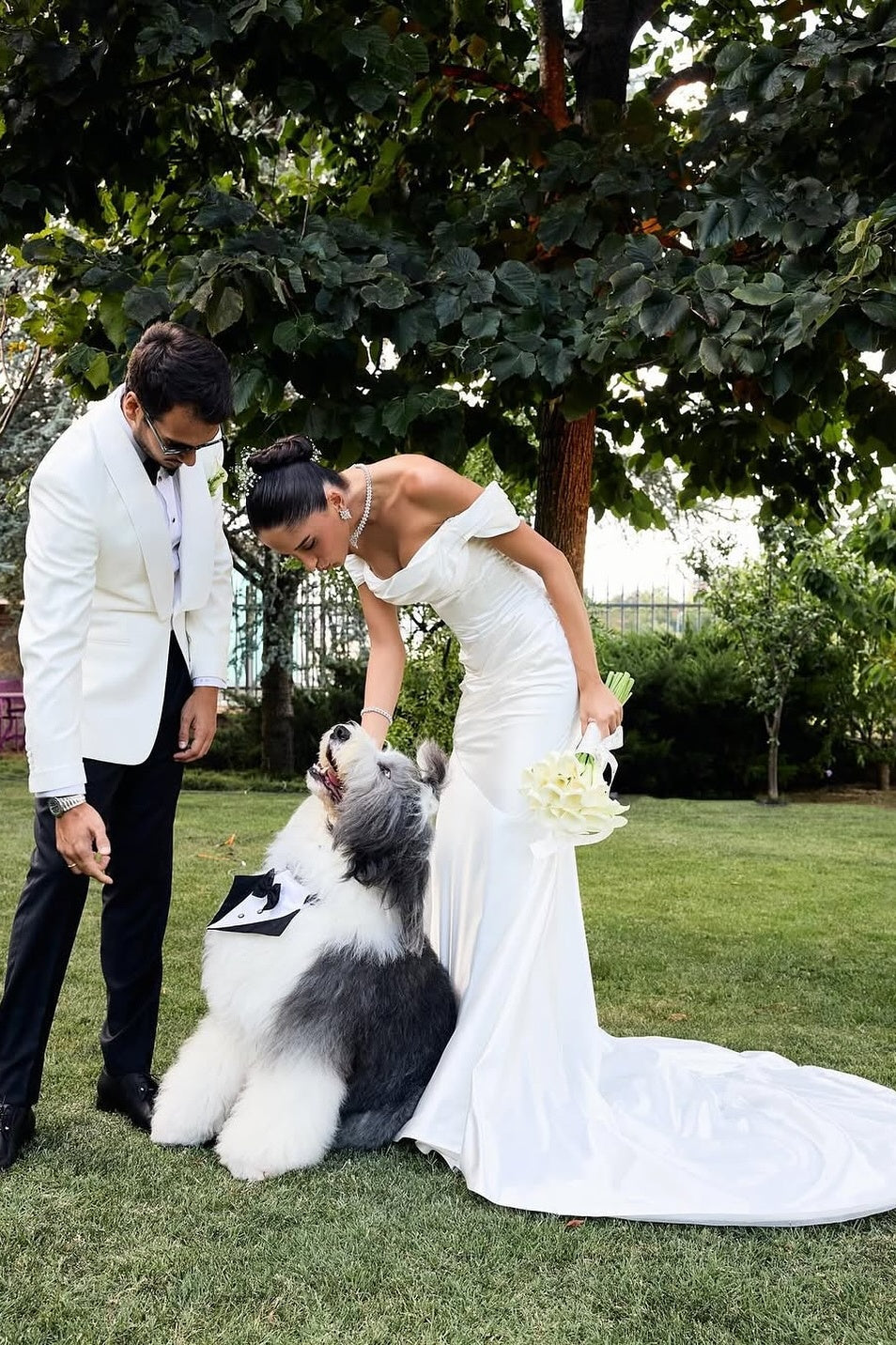 Off The Shoulder Beach Wedding Dress Satin Mermaid Bridal Gown