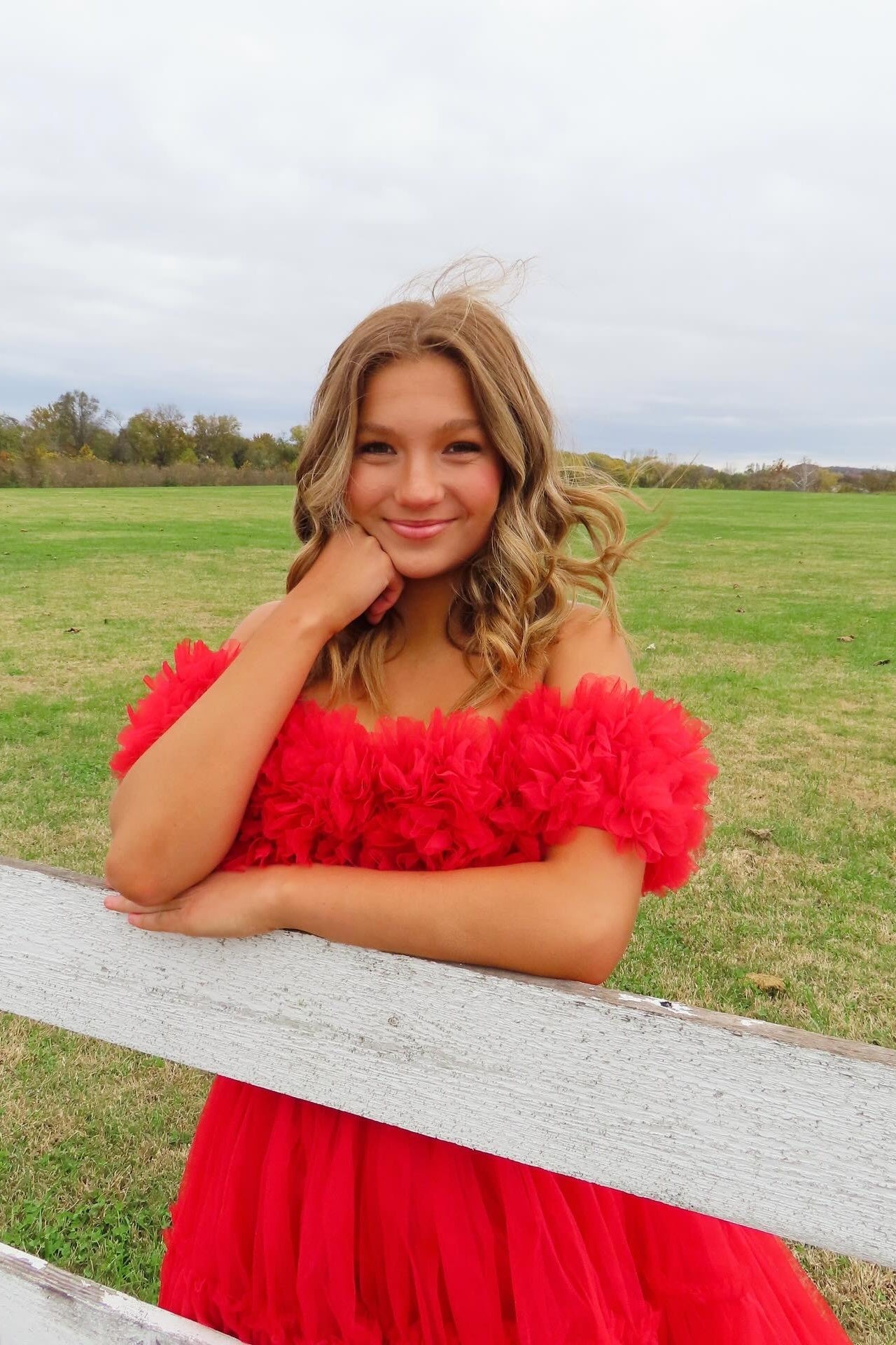 Bateau-Neck Off-Shoulder Sleeveless Pleated Tulle A-Line Long Prom Dress with Train