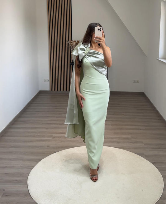 Elegant Sheath Off-Shoulder Ruched Floor-Length Satin Evening Dress