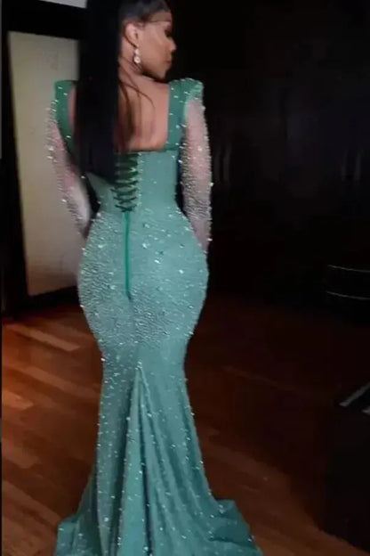 Shinning Applique Long Sleeves Green Prom Dress