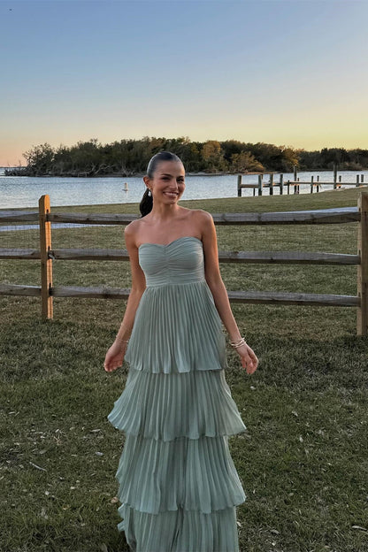 Sweetheart Strapless Tiered A-line Prom Dress Sleeveless Pleated Chiffon Floor-Length Party Gowns