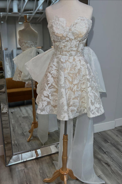 Strapless White Back Bow Embroidery Wedding Dress