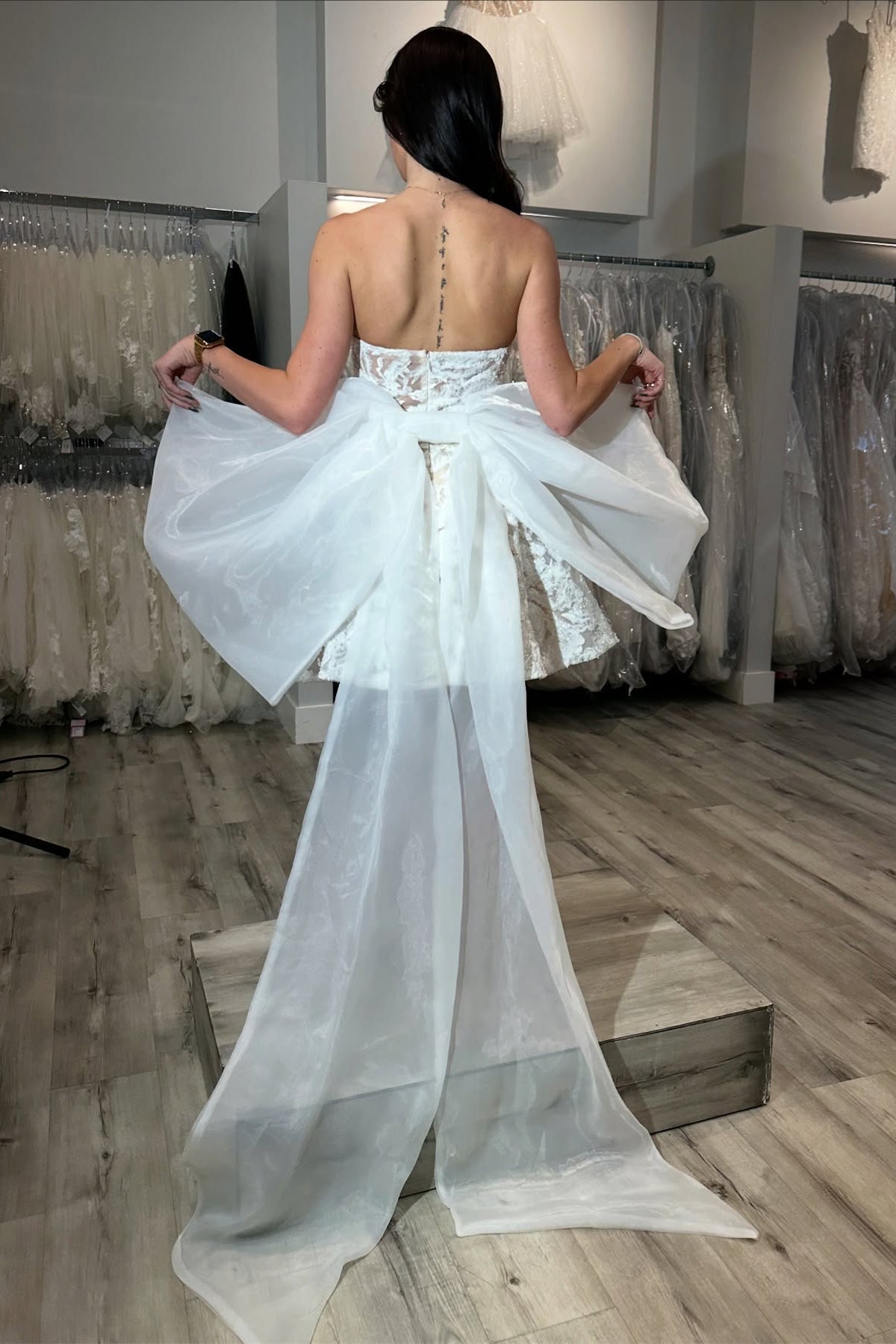 Strapless White Back Bow Embroidery Wedding Dress