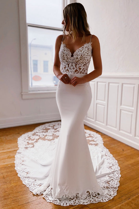 Stunning White Lace Mermaid V-Neck Spaghetti Strap Satin Wedding Dresses