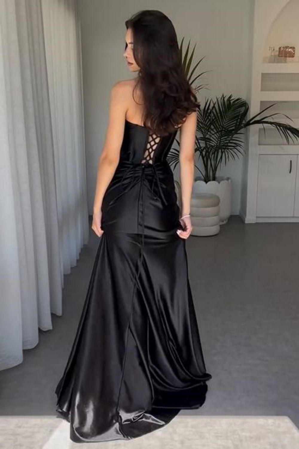 Stylish Mermaid Strapless Lace Up Long Satin Prom Dress