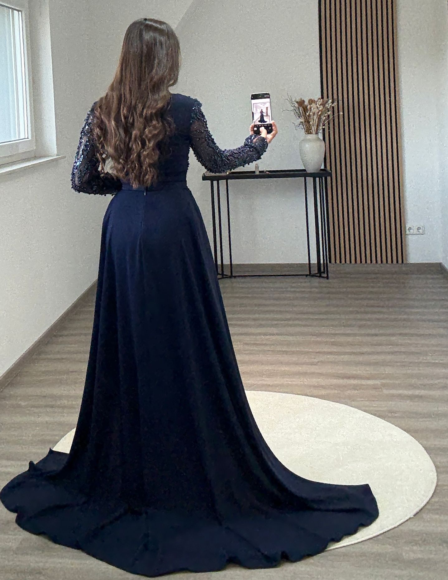 Long Sleeves Square Appliques Evening Dress