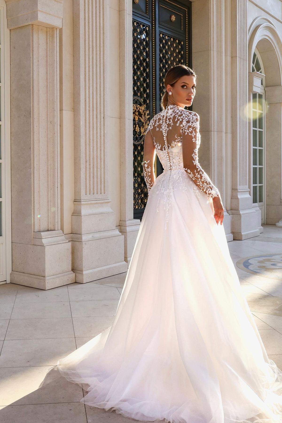 White Wedding Dress A Line Lace High Neck Illusion Sleeves Sweep Train Tulle Bridal Gown With Appliques