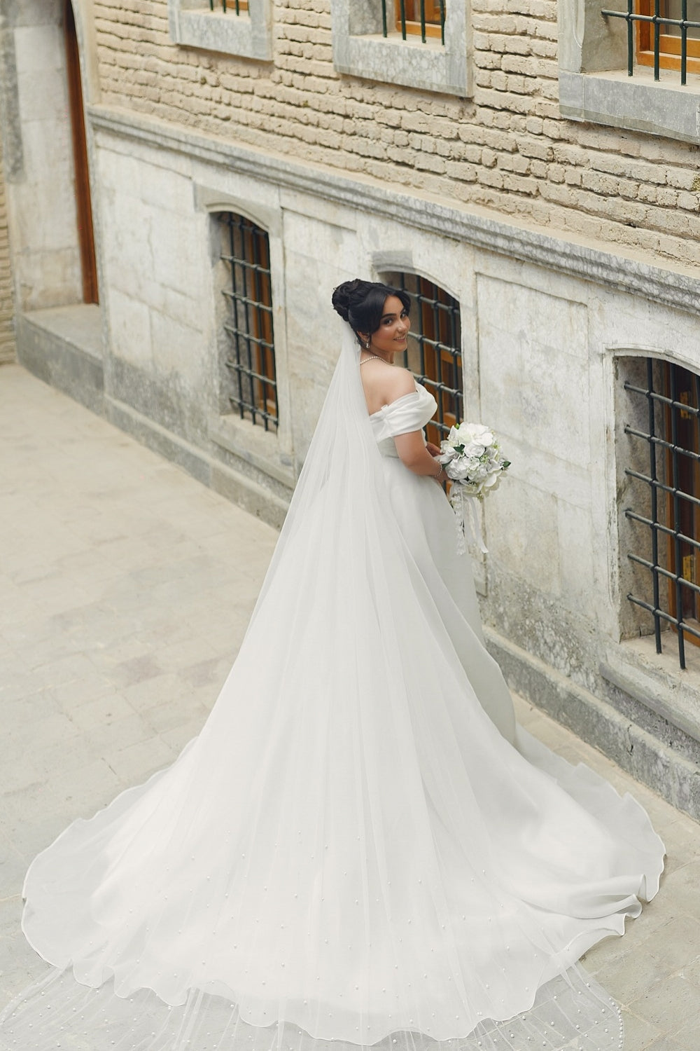 White Wedding Dress A Line Strapless Off The Shoulder Sleeveless Chiffon Bridal Gown With Ruffles