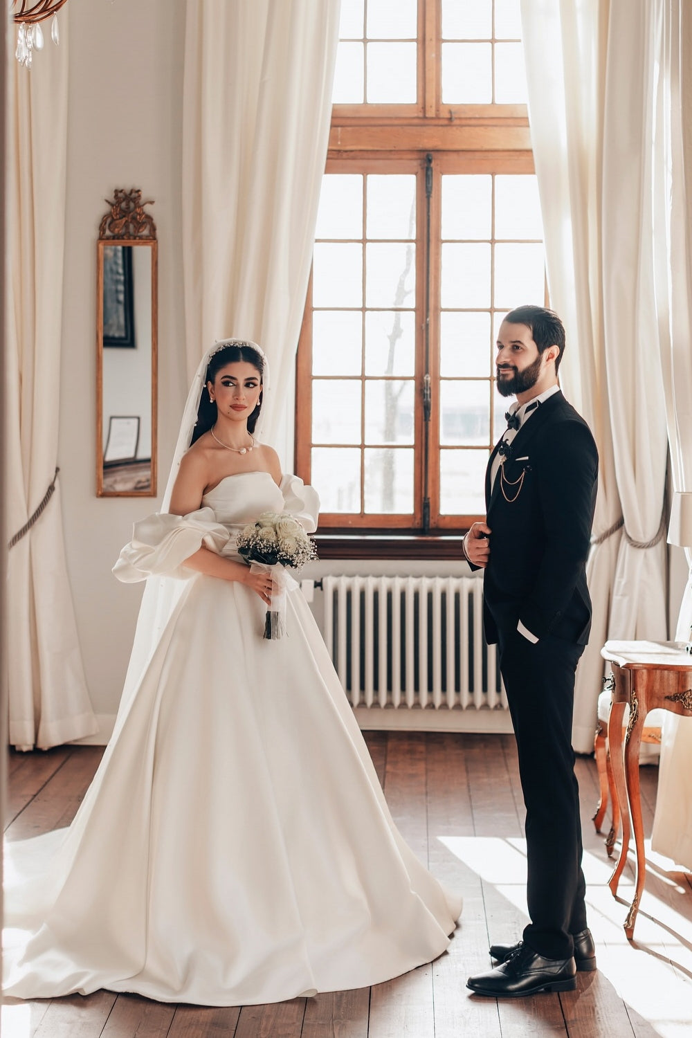 White Wedding Dress A Line Strapless Sleeveless Sweep Train Satin Bridal Gown