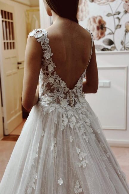 White Wedding Dress A Line V Neck Sleeveless Backless Lace Cathedral Train Bridal Gown With Appliques