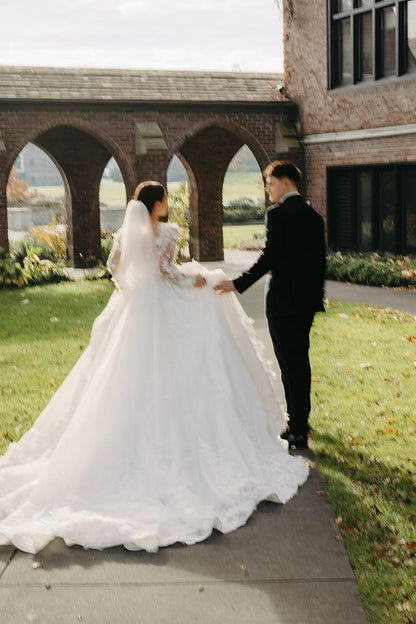 White Wedding Dress Ball Gown V Neck Sleeves Cathedral Train Lace Bridal Gown With Appliques