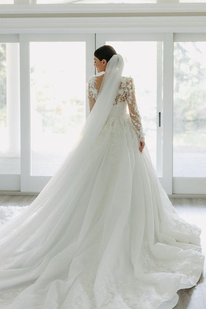 White Wedding Dress Ball Gown V Neck Sleeves Cathedral Train Lace Bridal Gown With Appliques