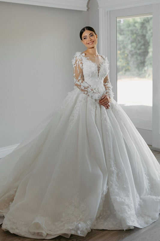 White Wedding Dress Ball Gown V Neck Sleeves Cathedral Train Lace Bridal Gown With Appliques