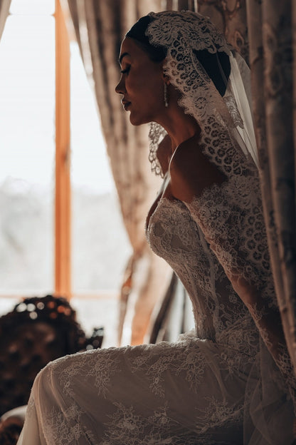 White Wedding Dress Lace Mermaid Sweetheart Off The Shoulder Beaded Sleeves Sweep Train Bridal Gown