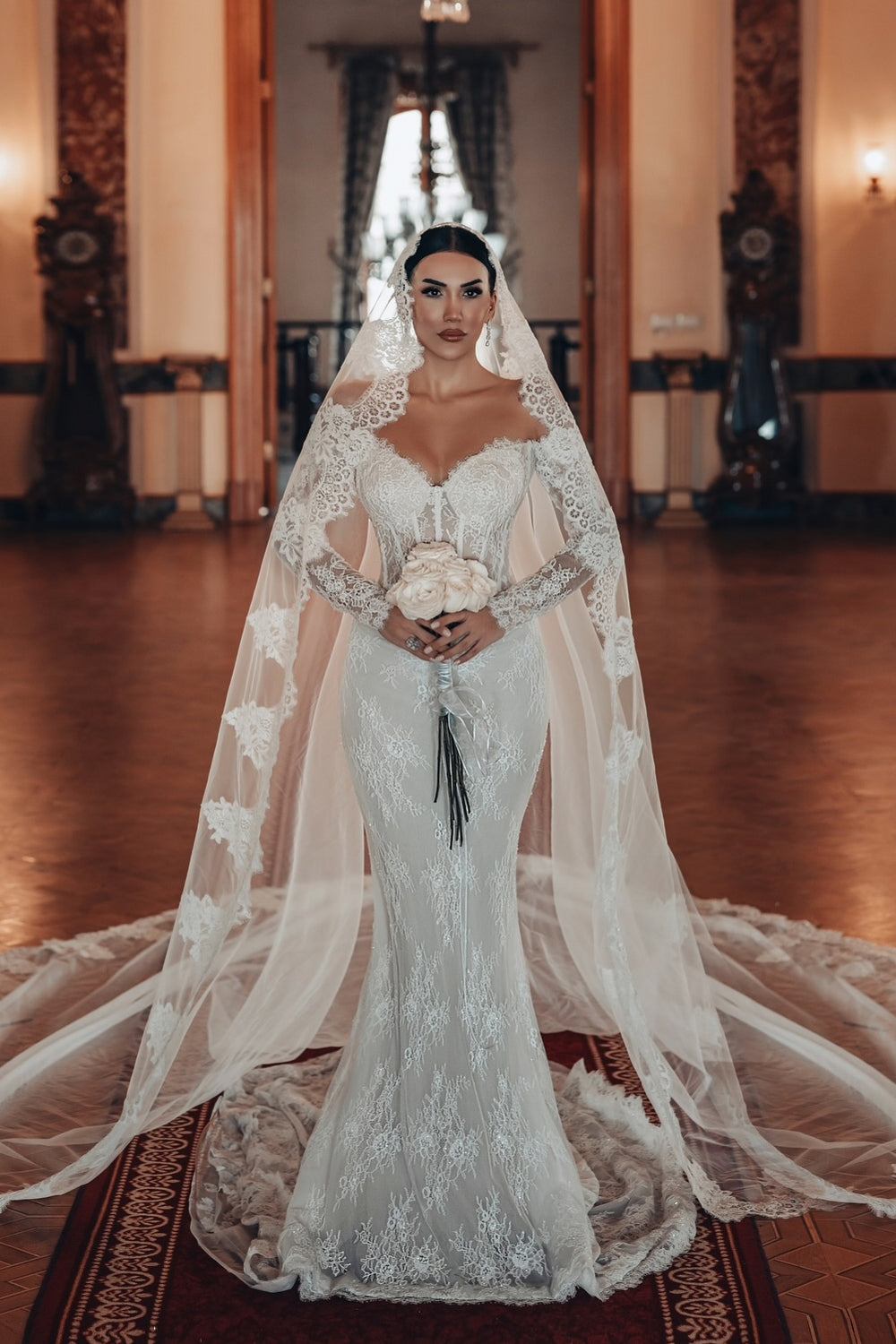 White Wedding Dress Lace Mermaid Sweetheart Off The Shoulder Beaded Sleeves Sweep Train Bridal Gown