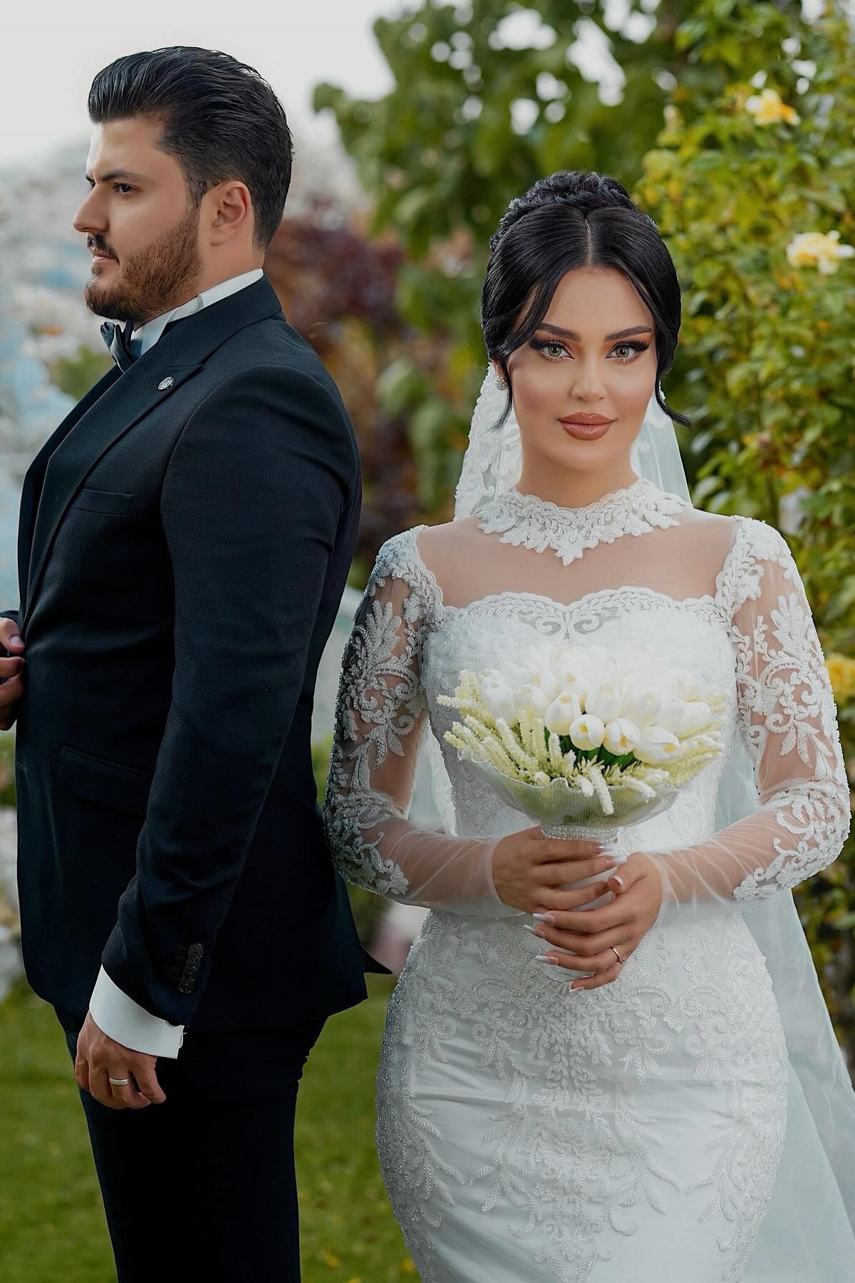 White Wedding Dress Mermaid High Neck Lace Sleeves Sequined Tulle Bridal Gown With Appliques