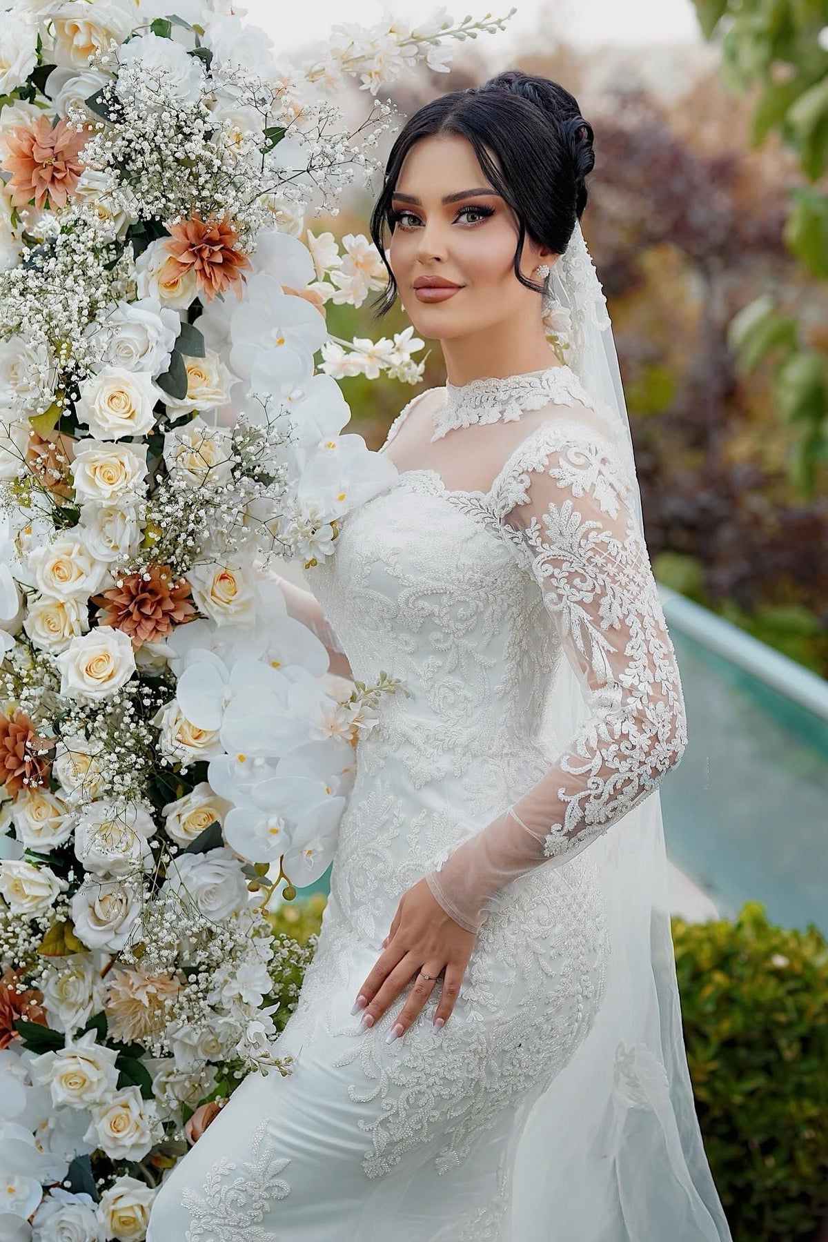 White Wedding Dress Mermaid High Neck Lace Sleeves Sequined Tulle Bridal Gown With Appliques