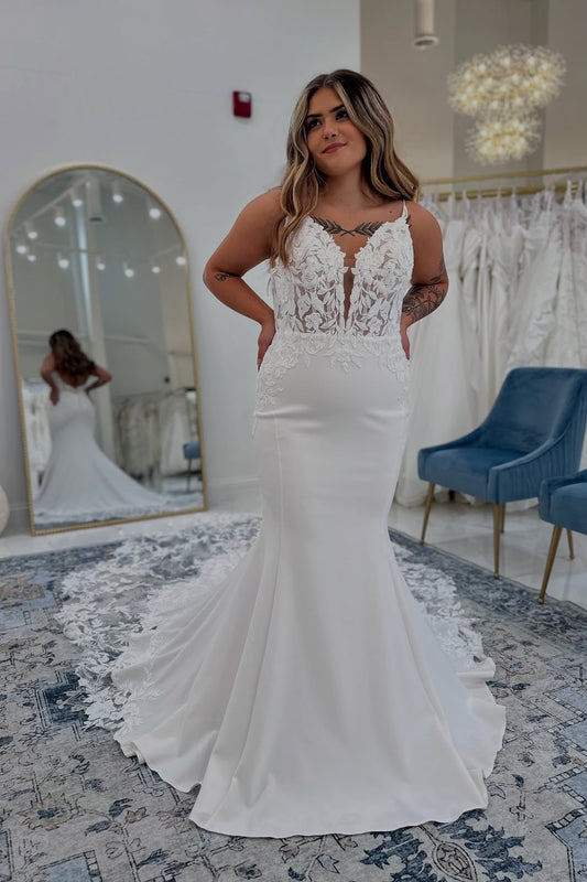 White Wedding Dress Mermaid Spaghetti Straps Lace Chapel Train Satin Bridal Gown With Appliques
