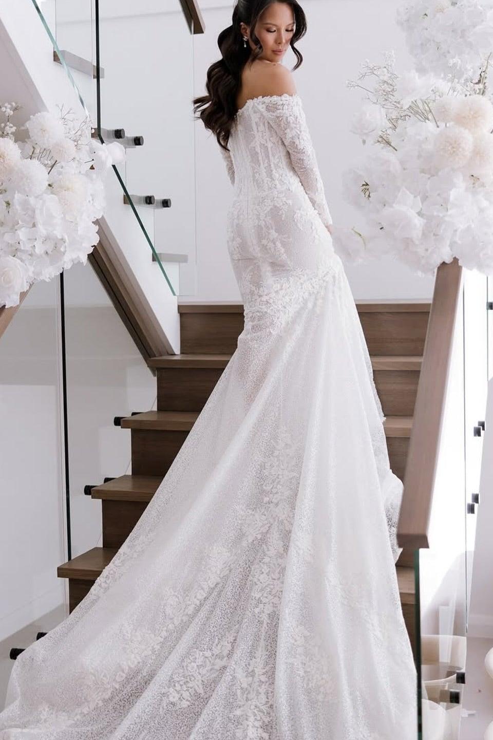 White Wedding Dress Mermaid Strapless Off The Shoulder Beaded Lace Sleeves Cathedral Train Tulle Bridal Gown