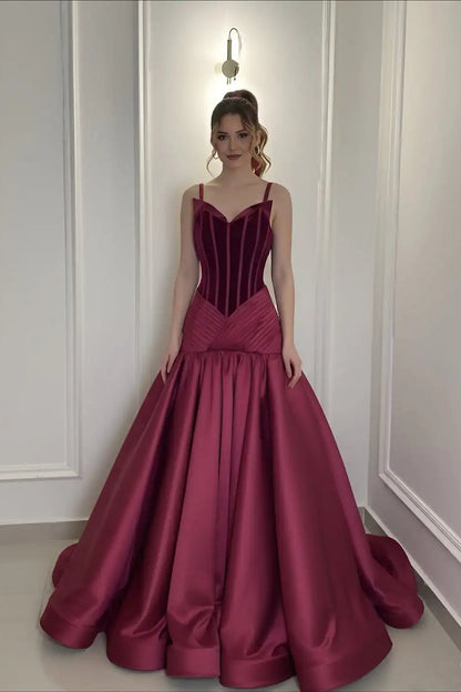 Romantic Burgundy Spaghetti-Straps V-Neck Prom Dress A-Line Sleeveless With Pleats