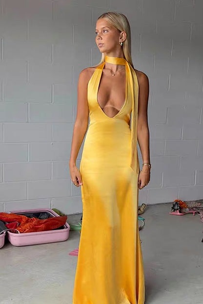 Yellow Silk Satin Halter Backless Mermaid Evening Dresses With Scarf
