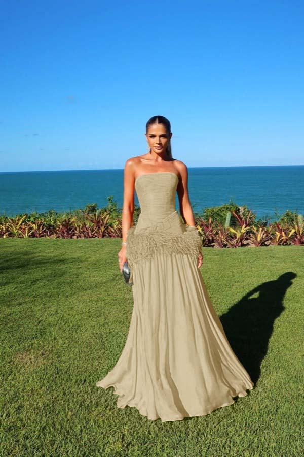 Chiffon Strapless Sleeveless Long A-Line Prom Dress With Pleated And Feathers