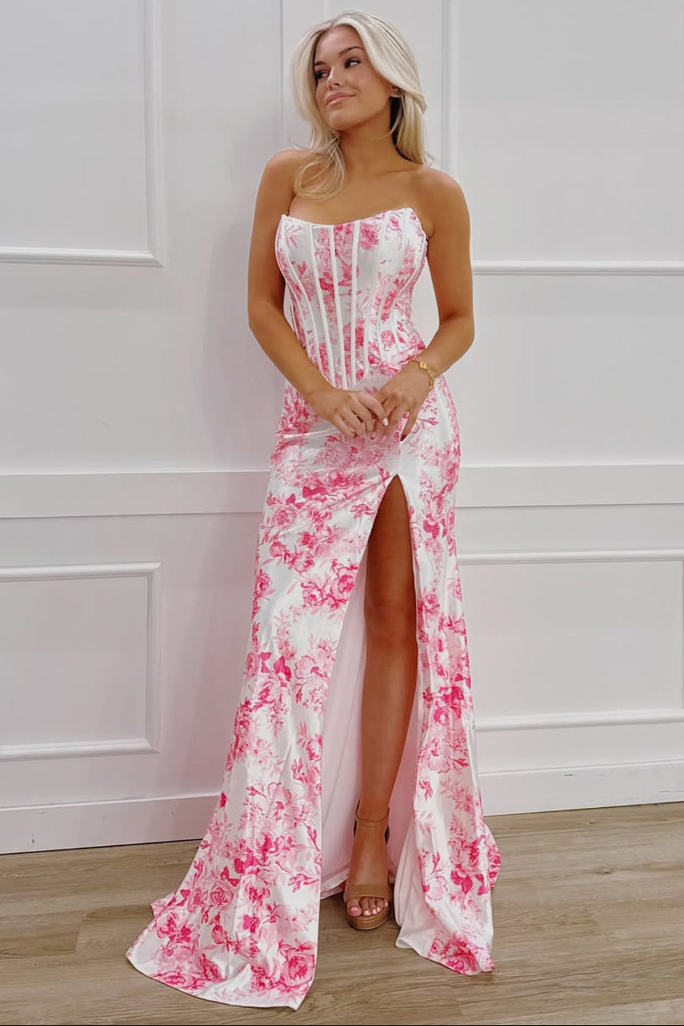 Cute Merrmaid Scoop Neck Floral Satin Long Slit Prom Dress