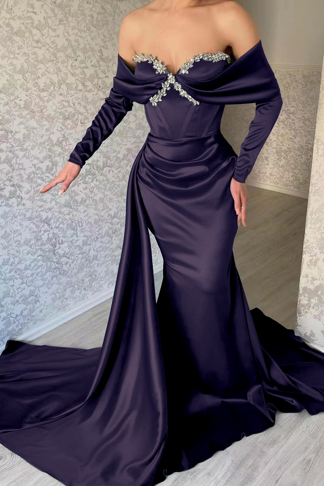 Sweetheart Long Sleeve Prom Dress Mermaid Evening Formal Dress With Rhinstone