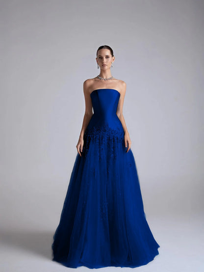 Strapless Sleeveless Long Pleated A-Line Prom Dress With Flower Appliqués
