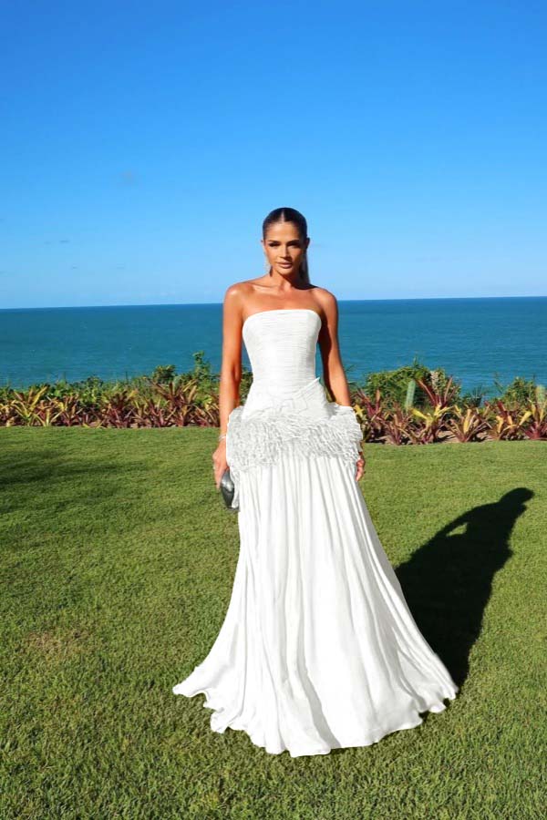 Chiffon Strapless Sleeveless Long A-Line Prom Dress With Pleated And Feathers