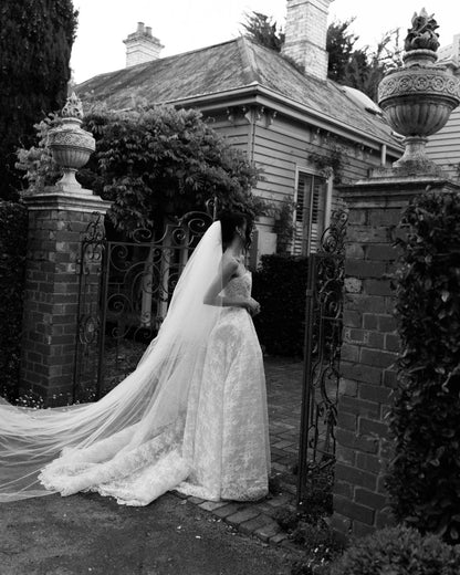 Attractive Long White Strapless Ball Gown Lace Wedding Dress