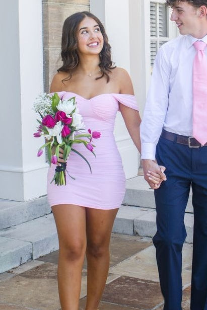 Ruched Off-the-Shoulder Sweetheart Bodycon Mini Dress